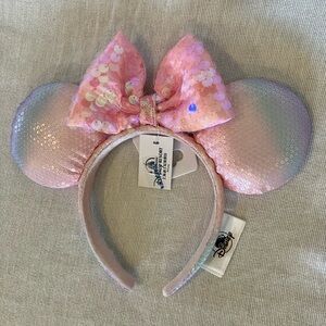 NWT Shanghai Disneyland Sakura Sway Minnie Mouse Ears Headband.